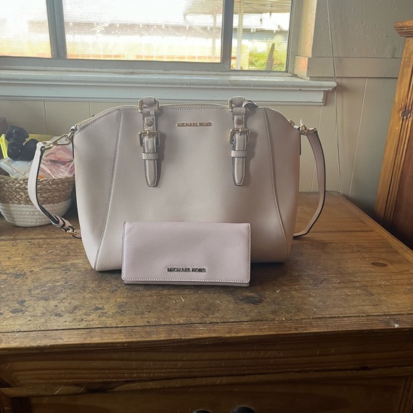 Michael Kors Beige Satchel with Matching Wallet